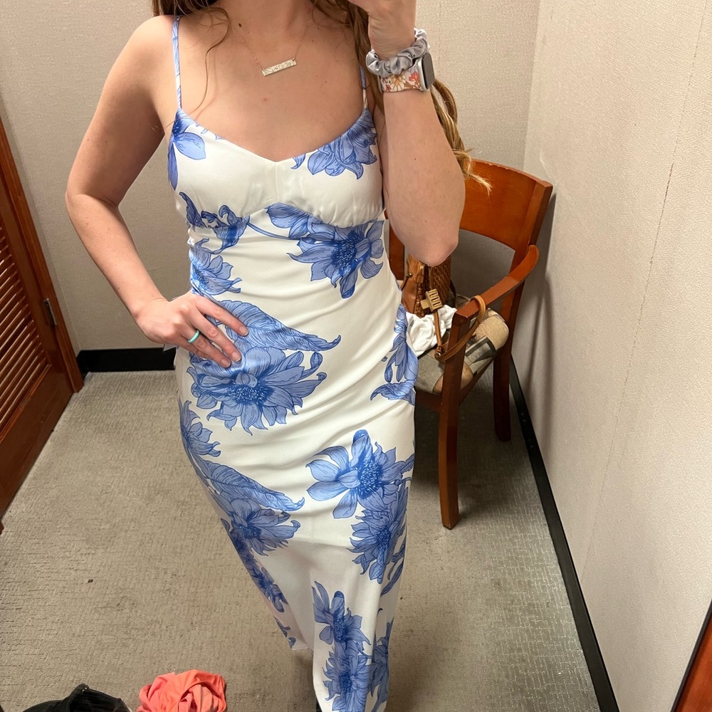 Floral Blue and White Maxi Dress - Picture 2 of 3
